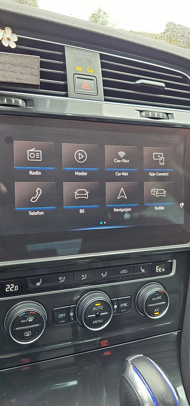 2018 VOLKSWAGEN GOLF - 29
