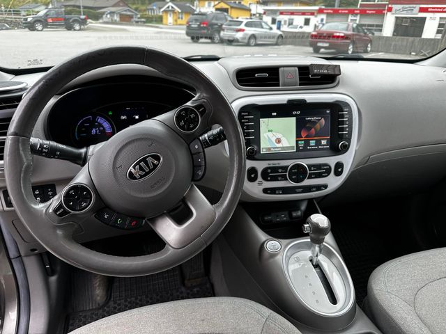 2016 KIA SOUL - 13