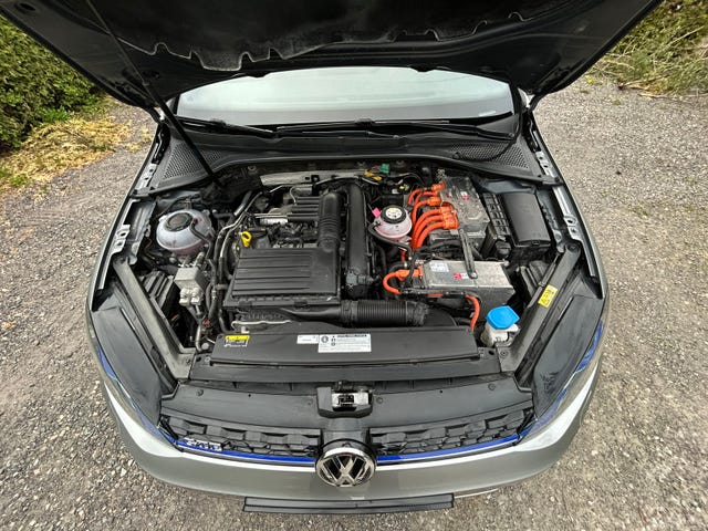 2019 VOLKSWAGEN GOLF - 14