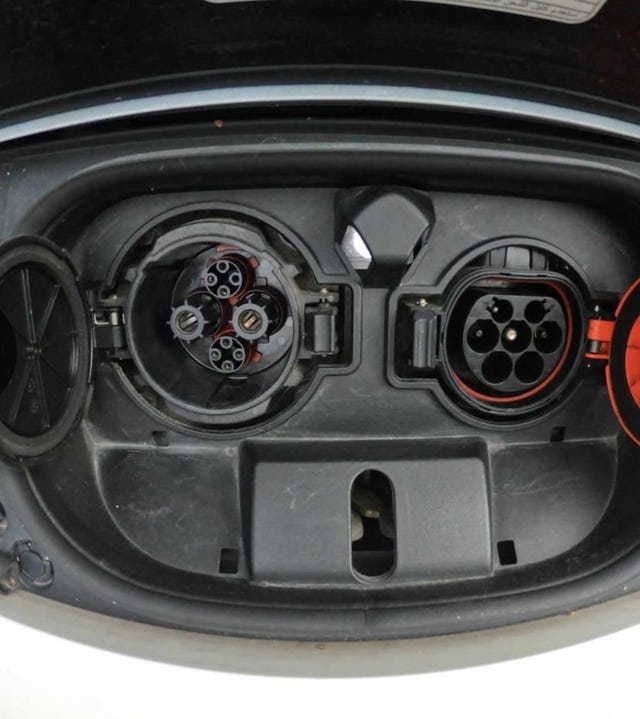 SJNFAAZE1U0028832 2018 NISSAN LEAF-4