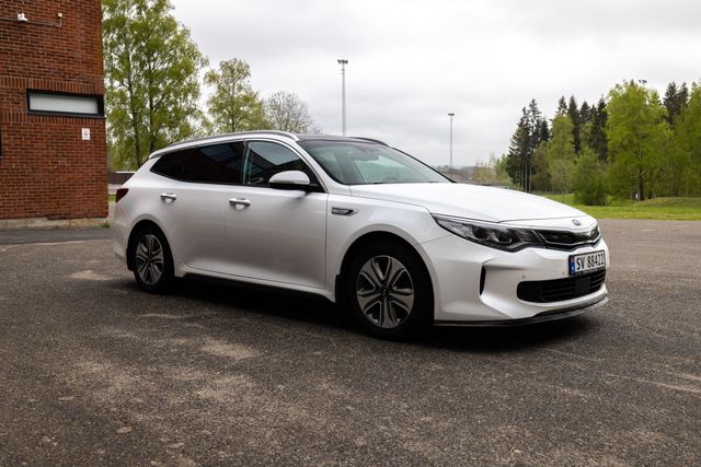 KNAGV81FBJ5024500 2018 KIA OPTIMA-1