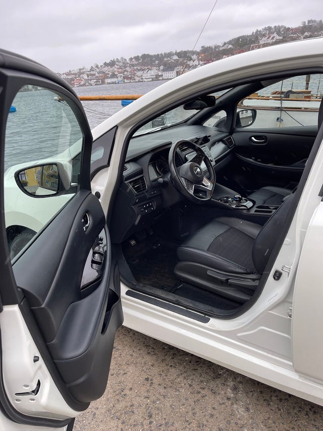 SJNFAAZE1U0006504 2018 NISSAN LEAF-1