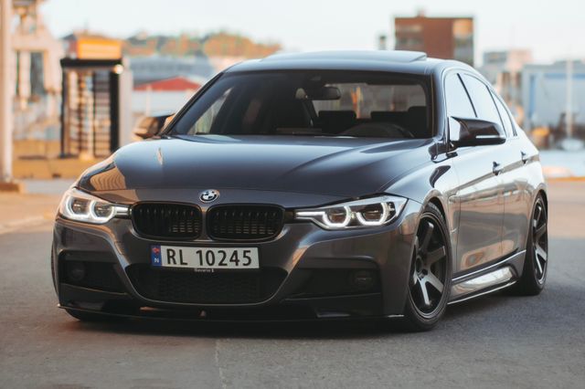 2016 BMW 3-SERIE - 1