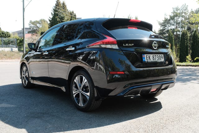 2018 NISSAN LEAF - 8