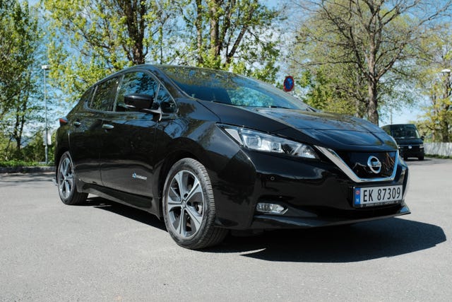SJNFAAZE1U0014815 2018 NISSAN LEAF-0