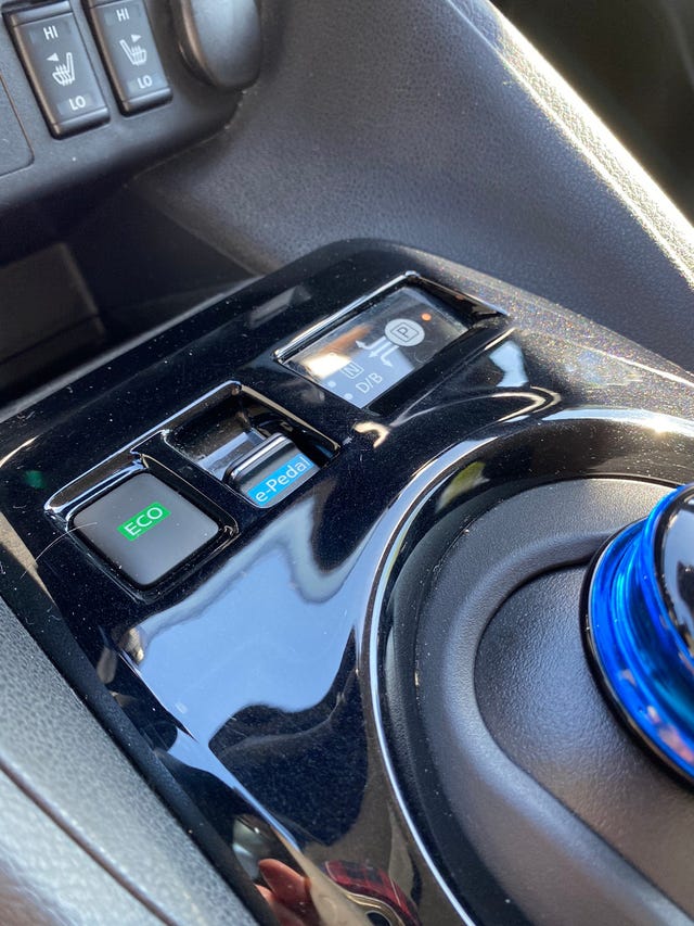 2018 NISSAN LEAF - 13