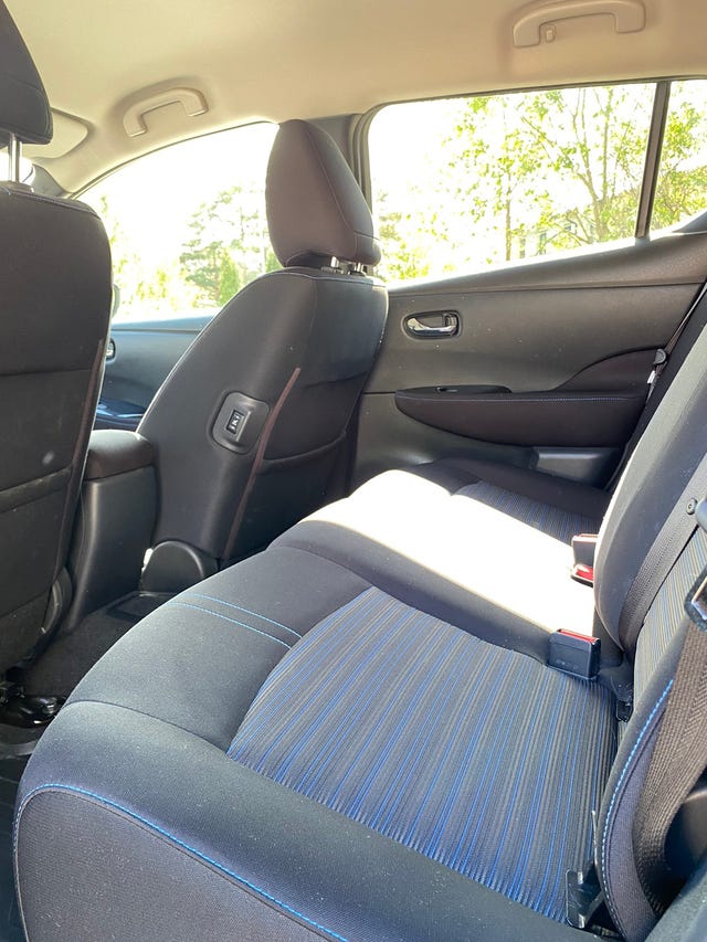 2018 NISSAN LEAF - 19