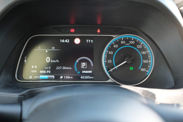 2018 NISSAN LEAF - 14