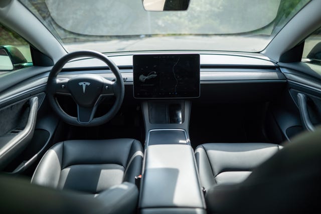 2021 TESLA MODEL 3 - 17