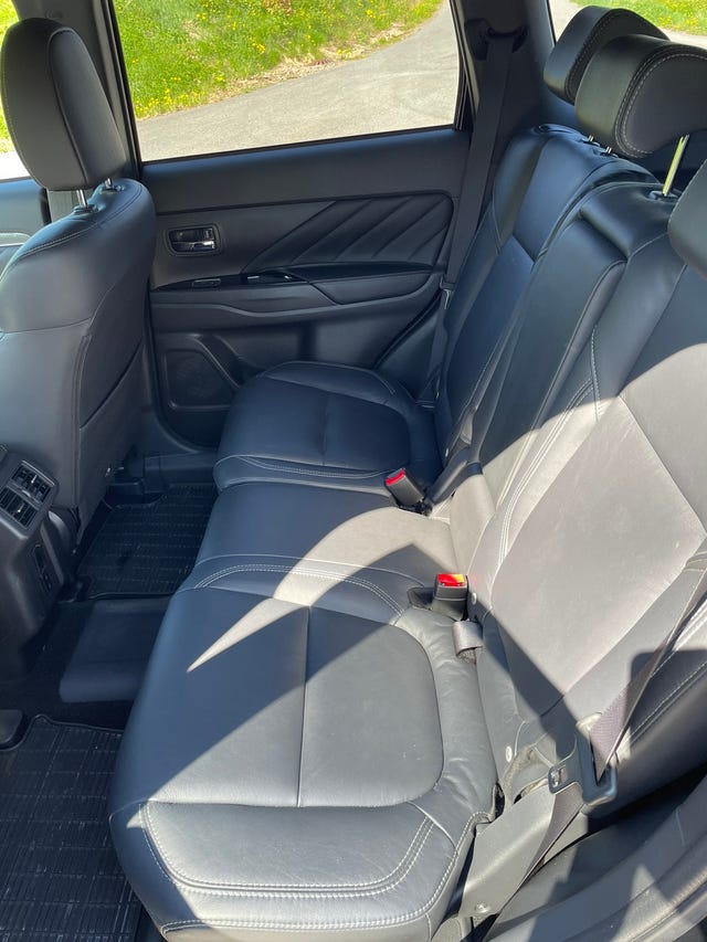 2020 MITSUBISHI OUTLANDER - 11