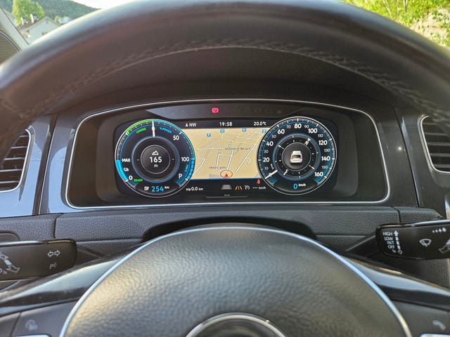 2018 VOLKSWAGEN GOLF - 13