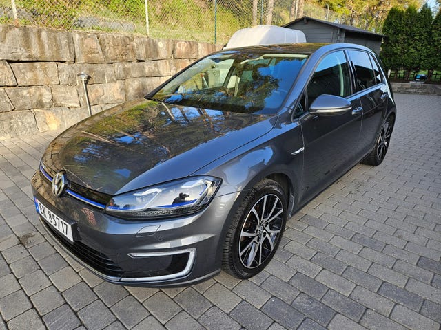 WVWZZZAUZJ8906566 2018 VOLKSWAGEN GOLF-0