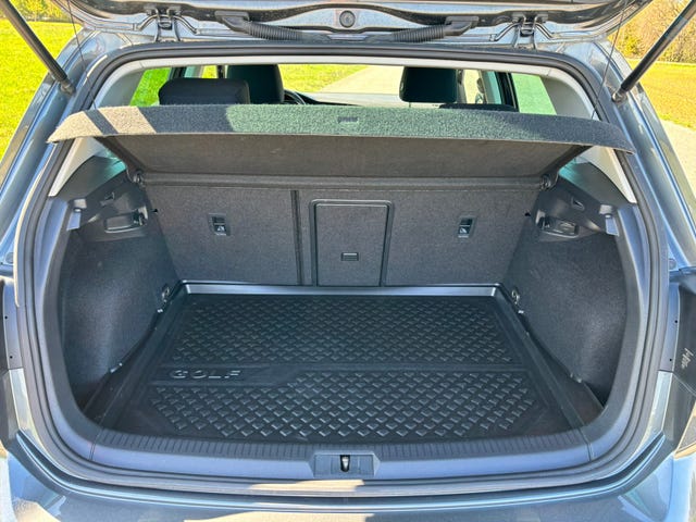 2019 VOLKSWAGEN GOLF - 10