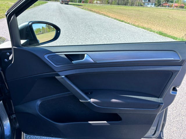 2019 VOLKSWAGEN GOLF - 14