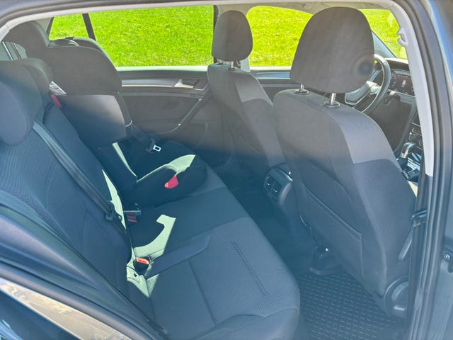 2019 VOLKSWAGEN GOLF - 11