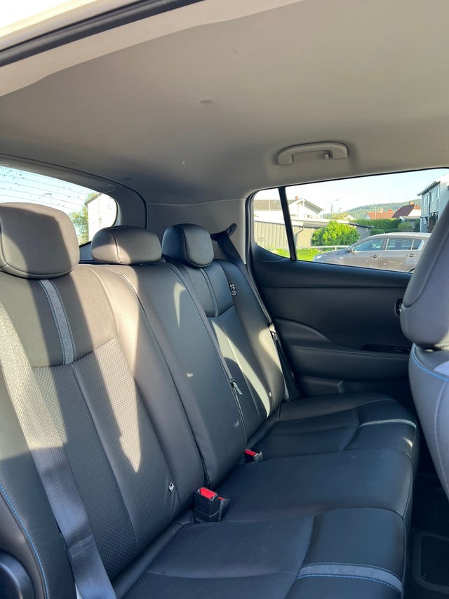 2018 NISSAN LEAF - 13