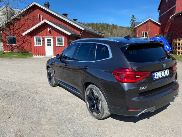 2021 BMW IX3 - 4