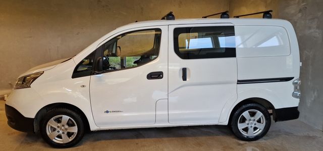 VSKYAAME0U0612183 2019 NISSAN E-NV200-3