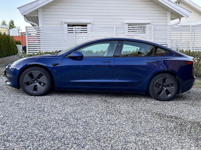 5YJ3E7EB0MF832933 2021 TESLA MODEL 3-4