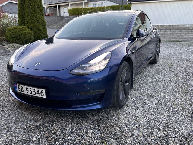 5YJ3E7EB0MF832933 2021 TESLA MODEL 3-0