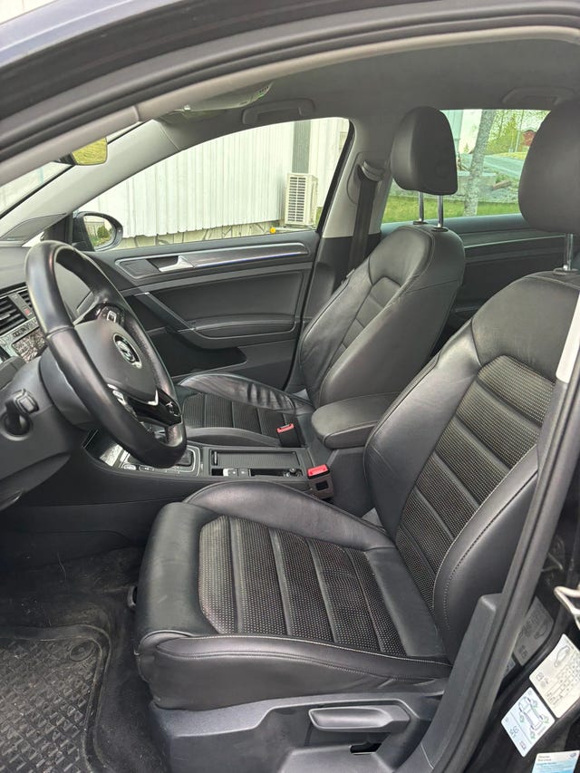2018 VOLKSWAGEN GOLF - 14