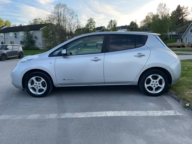 2012 NISSAN LEAF - 8