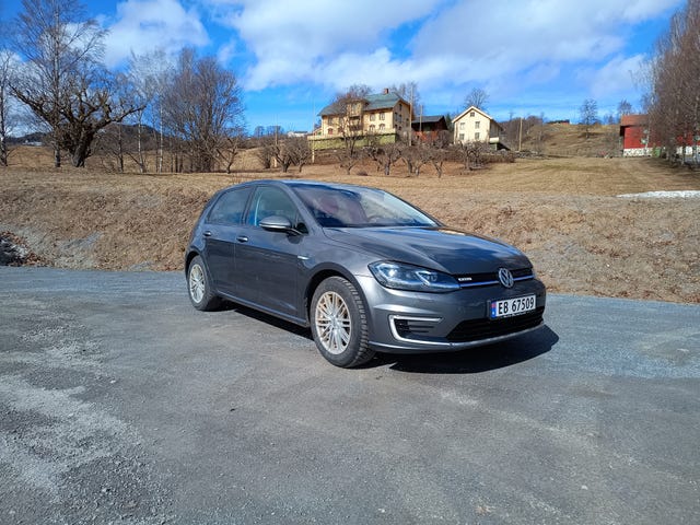 WVWZZZAUZKW910031 2019 VOLKSWAGEN GOLF-2