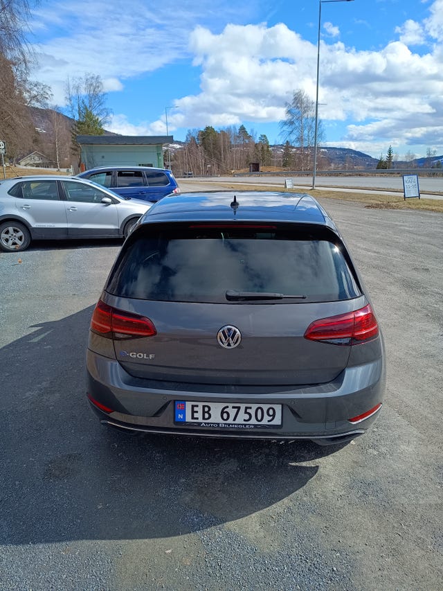 WVWZZZAUZKW910031 2019 VOLKSWAGEN GOLF-4