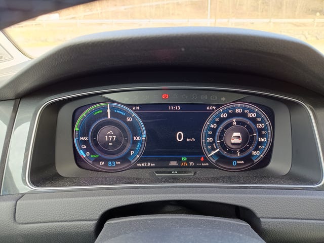 WVWZZZAUZKW910031 2019 VOLKSWAGEN GOLF-3