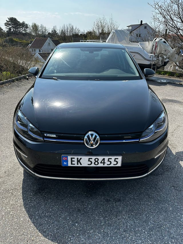 WVWZZZAUZJW903130 2018 VOLKSWAGEN GOLF-1