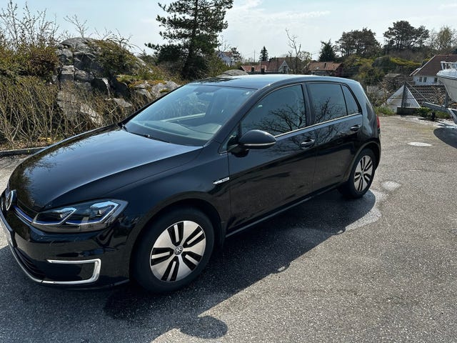 WVWZZZAUZJW903130 2018 VOLKSWAGEN GOLF-0