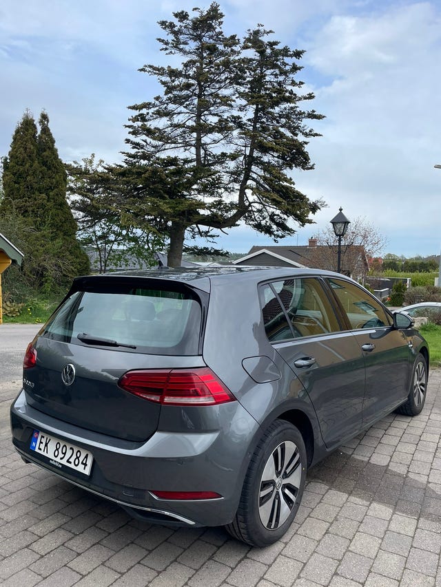 WVWZZZAUZJ8906367 2018 VOLKSWAGEN GOLF-3