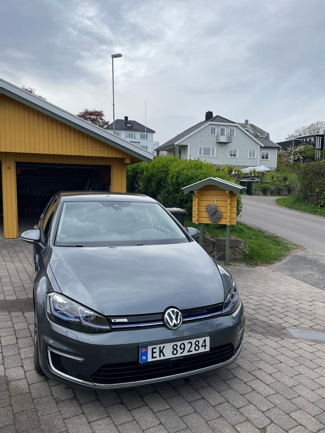 WVWZZZAUZJ8906367 2018 VOLKSWAGEN GOLF-2