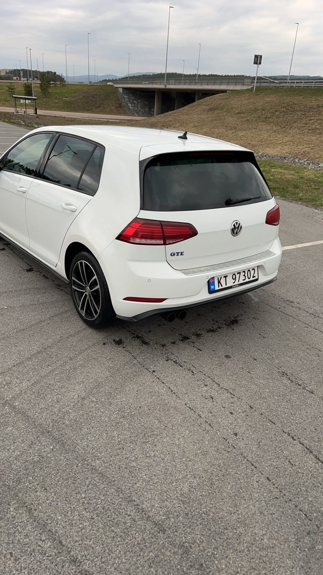 2018 VOLKSWAGEN GOLF - 13