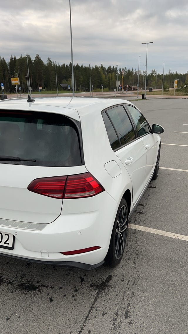 2018 VOLKSWAGEN GOLF - 14