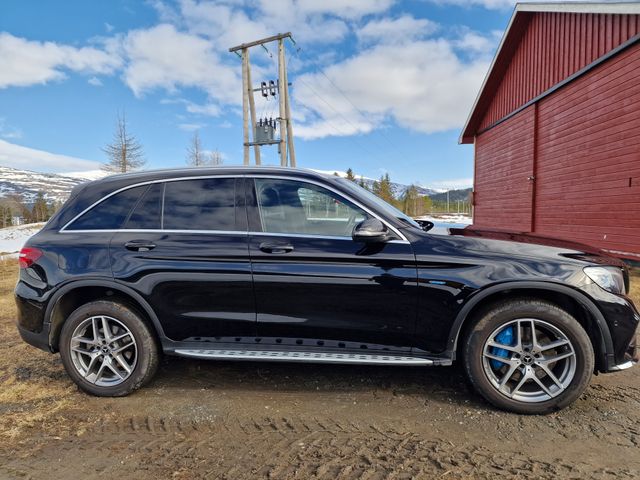 WDC2539541V021664 2017 MERCEDES-BENZ GLC-3