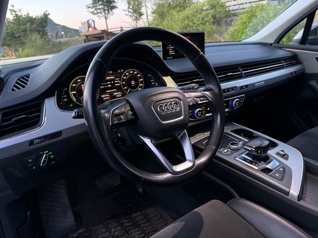 2017 AUDI Q7 - 13