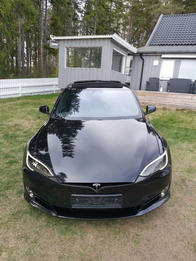 2018 TESLA MODEL S - 16