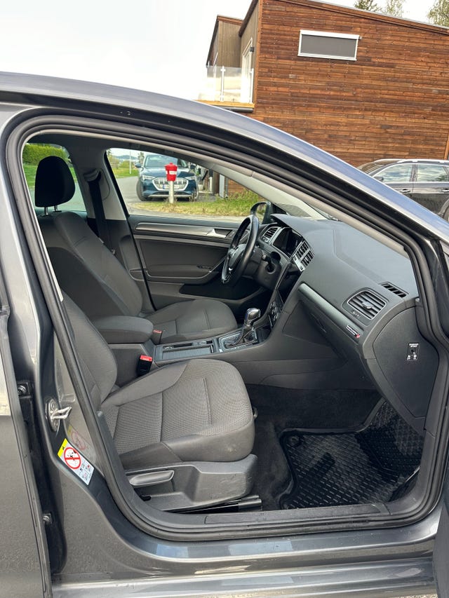 2018 VOLKSWAGEN GOLF - 10