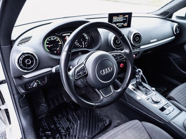 2016 AUDI A3 - 8