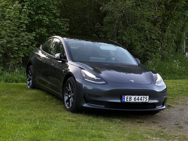 5YJ3E7EB5MF825301 2021 TESLA MODEL 3-1