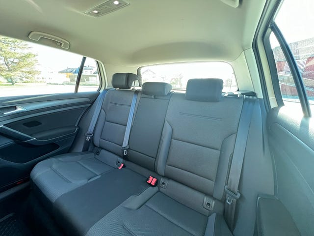 2019 VOLKSWAGEN GOLF - 14