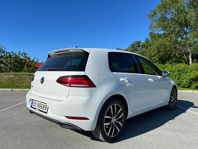 2019 VOLKSWAGEN GOLF - 7