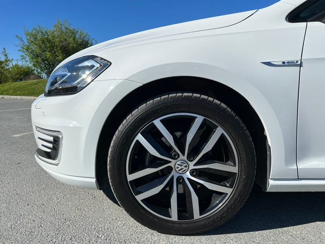 WVWZZZAUZK8913563 2019 VOLKSWAGEN GOLF-4