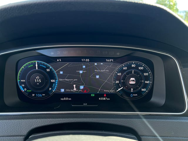 2019 VOLKSWAGEN GOLF - 11