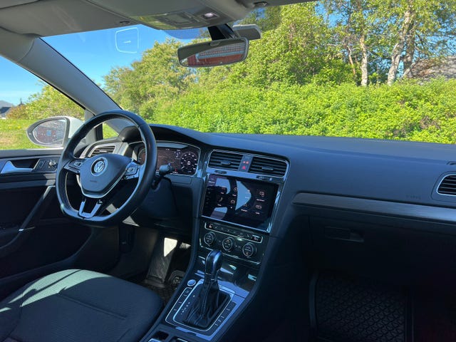 2019 VOLKSWAGEN GOLF - 10