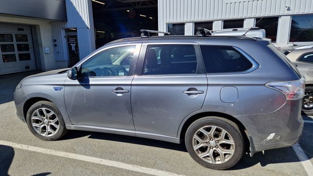 2014 MITSUBISHI OUTLANDER - 1