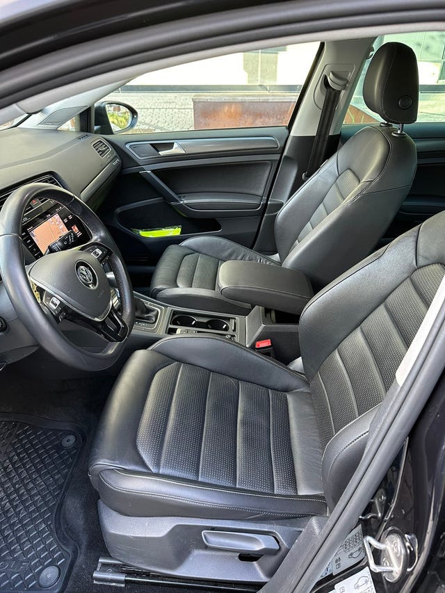 2018 VOLKSWAGEN GOLF - 9