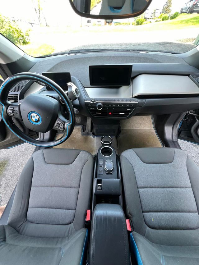 2017 BMW I3 - 14