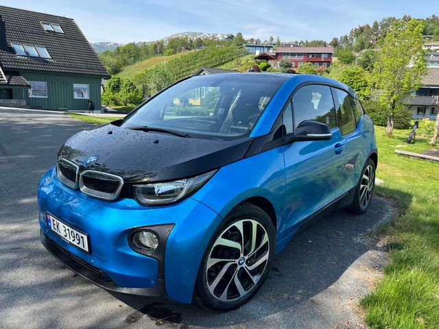 2017 BMW I3 - 17